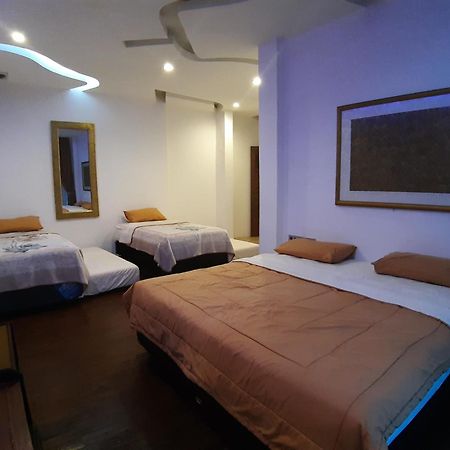 Villa Eaden Puncak Exterior foto